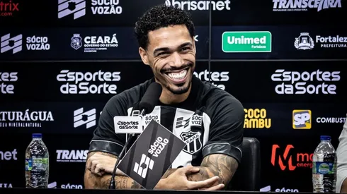 Eder durante apresentação no Ceará – Foto: Gabriel Silva/Ceará SC