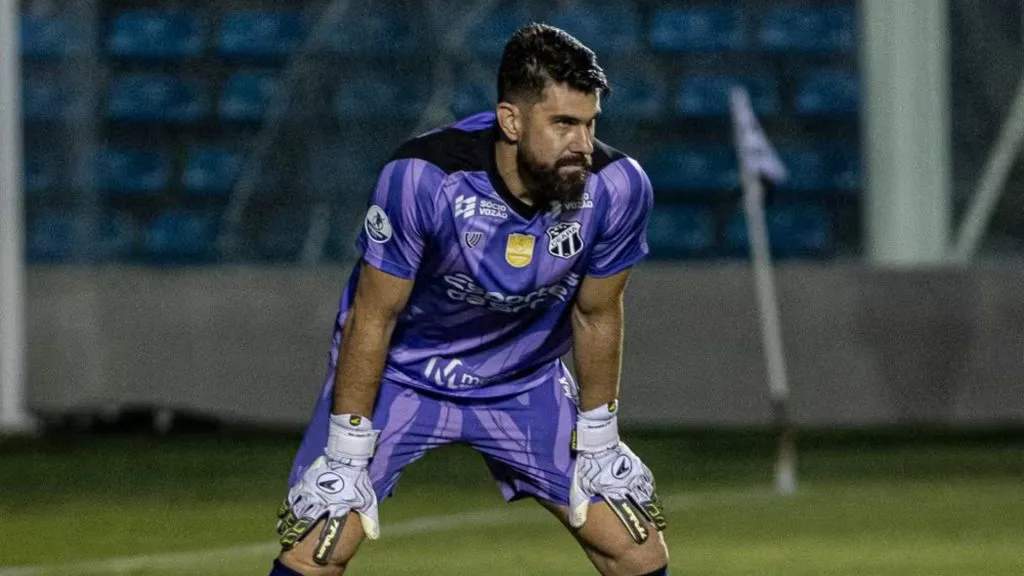 Fernando Miguel defendendo o Ceará no Campeonato Cearense – Foto: Felipe Santos/Ceará SC