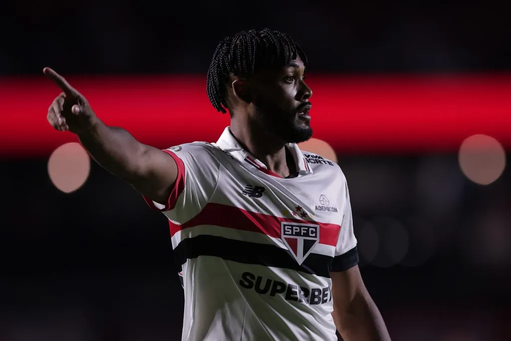 SP – SAO PAULO – 04/12/2024 – BRASILEIRO A 2024, SAO PAULO X JUVENTUDE – Sabino jogador do Sao Paulo durante partida contra o Juventude no estadio Morumbi pelo campeonato Brasileiro A 2024. Foto: Ettore Chiereguini/AGIF