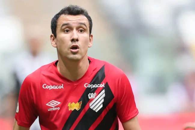 Pablo, quando ainda atuava pelo Athletico-PR, no Brasileiro A 2024. Foto: Gilson Lobo/AGIF