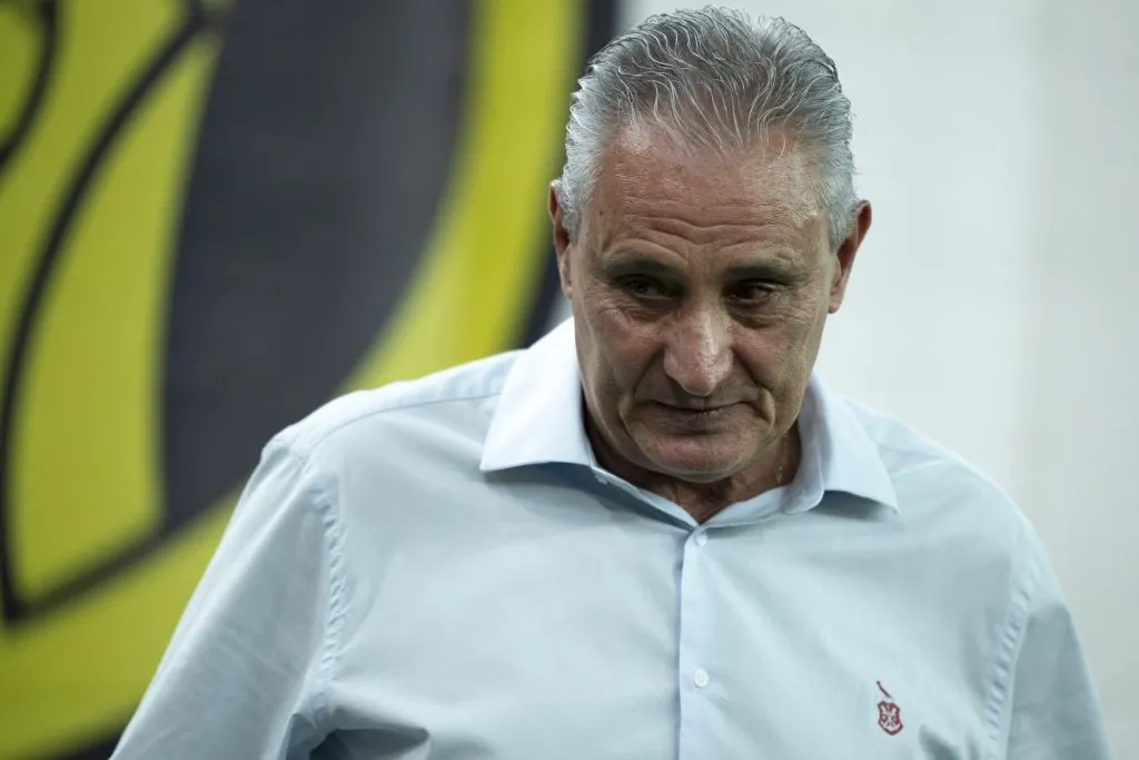 Tite é a ‘bola da vez’ de Textor para assumir o Botafogo. Foto: Jorge Rodrigues/AGIF