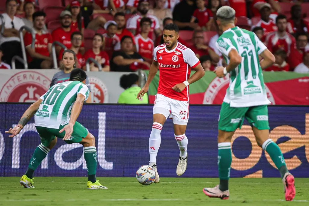 Wanderson jogador do Internacional durante partida contra o Avenida no Beira-Rio –  Foto: Maxi Franzoi/AGIF