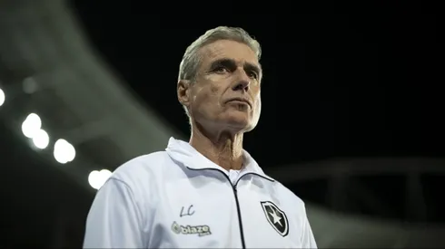 RJ - RIO DE JANEIRO - 27/06/2023 - LUIS CASTRO, TECNICO DO BOTAFOGO - Luis Castro, tecnico do Botafogo, no Engenhao, na temporadas de 2022 e 2023. Durante Foto: Jorge Rodrigues/AGIF