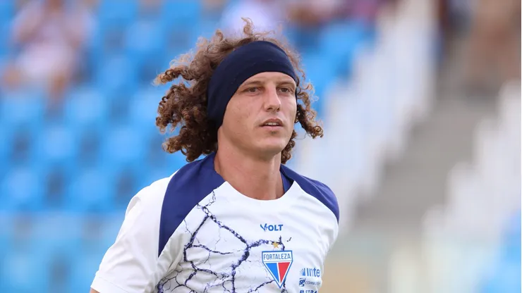 David Luiz vive expectativa de estreia no Fortaleza.