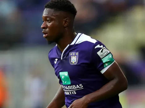 Grêmio vence disputa com o Napoli e acaba de contratar Francis Amuzu