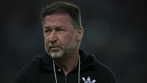Augusto Melo, presidente do Corinthians, antes da partida contra o Fluminense pelo Campeonato Brasileiro de 2024. Foto: Jorge Rodrigues/AGIF