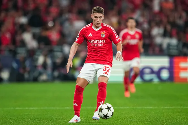 Benjamin Rollheiser jogando no Benfica-POR – (Photo by Pedro Loureiro/Eurasia Sport Images/Getty Images)