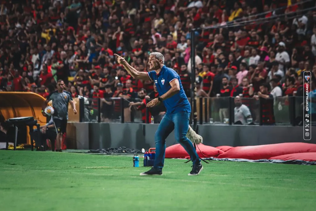 Vojvoda pediu paciência com David Luiz e projetou o Clássico-Rei. Foto: Mateus Lotif/Fortaleza EC