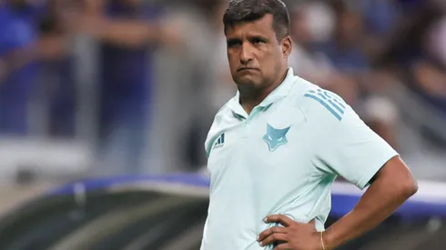 Wesley Carvalho técnico interino do Cruzeiro