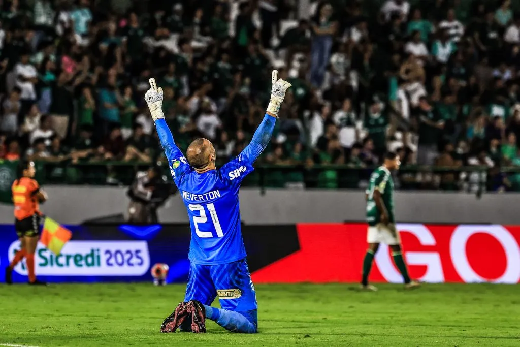 Weverton, goleiro do Palmeiras, quer uma atmosfera ‘quente’ no Allianz Parque. Foto: Marcello Zambrana/AGIF