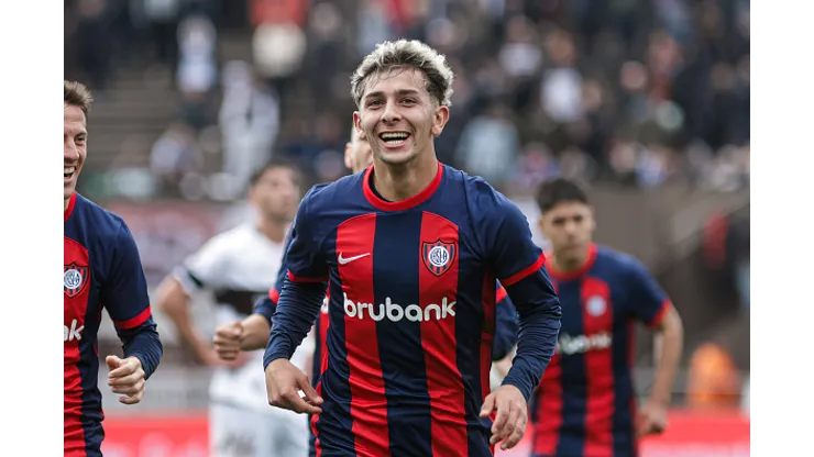 Irala durante confronto entre San Lorenzo e Platense na Liga Argentina 2024.