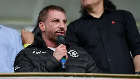Pedrinho presidente do Vasco e Eduardo Paes prefeito do Rio de Janeiro durante solenidade de sancao da lei do potencial construtivo da reforma do estadio de Sao Januario, no estadio Sao Januario, nesta quarta feira (03).