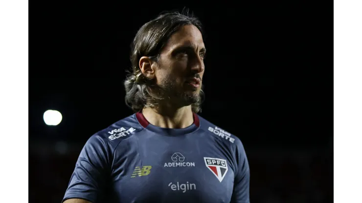 Luis Zubeldia técnico do São Paulo durante partida contra o Guarani
