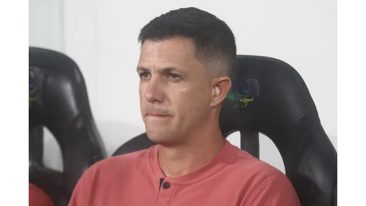 Maurício Barbieri durante confronto contra o São Joseense no Campeonato Paranaense de 2025.