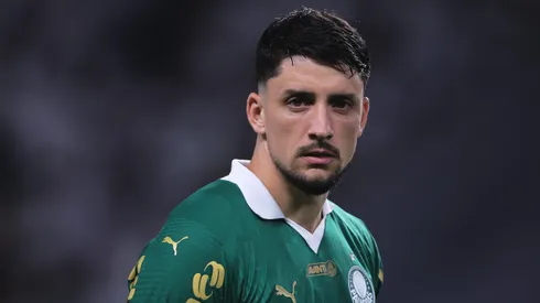 SP – SAO PAULO – 06/02/2025 – PAULISTA 2025, PALMEIRAS X CORINTHIANS – Joaquin Piquerez jogador do Palmeiras durante partida contra o Corinthians no estadio Arena Allianz Parque pelo campeonato Paulista 2025. Foto: Ettore Chiereguini/AGIF