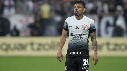 Matheus Bidu durante confronto contra o Flamengo na Copa do Brasil 2024.