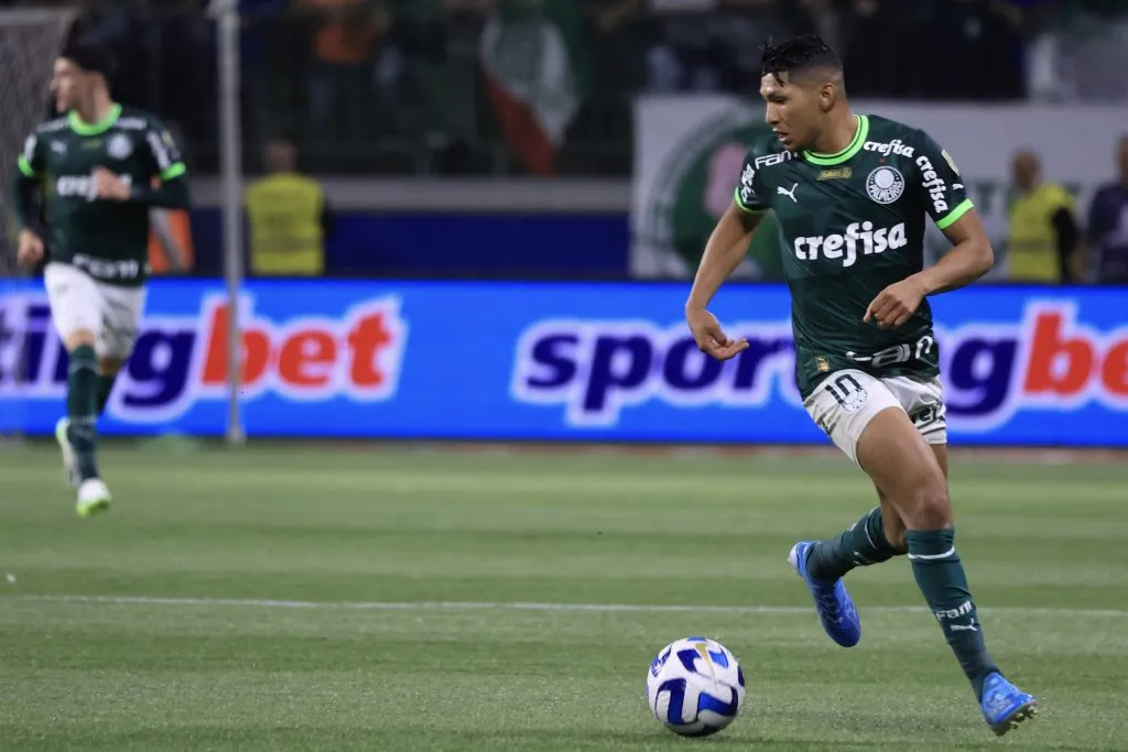 Rony jogador do Palmeiras durante partida contra o Atlético-MG no Allianz Parque pelo campeonato Libertadores 2023. Foto: Marcello Zambrana/AGIF