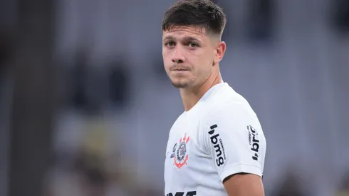 Rodrigo Garro durante confronto contra o Nacional na Sul-Americana 2024.