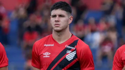 Bruno Zapelli, jogador do Athletico-PR, durante partida contra o Andraus pelo Campeonato Paranaense de 2025. Foto: Robson Mafra/AGIF