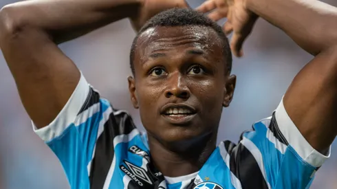 RS – PORTO ALEGRE – 06/04/2024 – GAUCHO 2024, GREMIO X JUVENTUDE – FINAL – Nathan Fernandes jogador do Gremio durante partida contra o Juventude no estadio Arena do Gremio pelo campeonato Gaucho 2024. Foto: Liamara Polli/AGIF