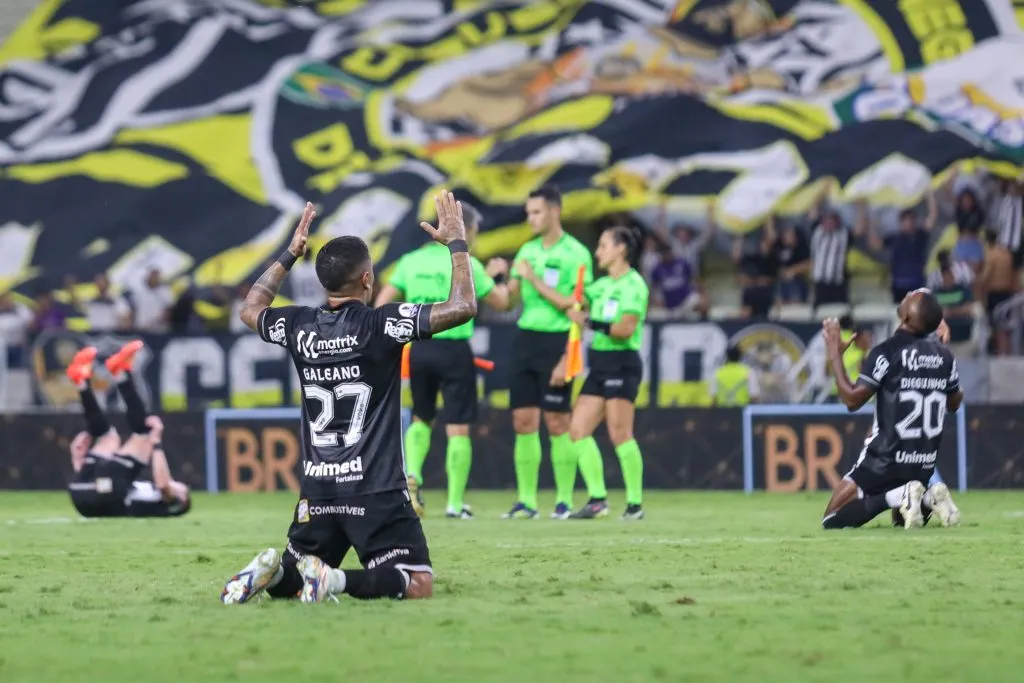 Galeano jogador do Ceara durante partida contra o Fortaleza no estadio Arena Castelao pelo campeonato Cearense 2025. Foto: Lucas Emanuel/AGIF