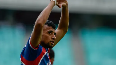 Lucho Rodríguez, do Bahia, comemora seu gol com os companheiros durante o jogo contra o Colo-Colo na Arena Fonte Nova pelo Campeonato Baiano 2025. Foto: Jhony Pinho/AGIF