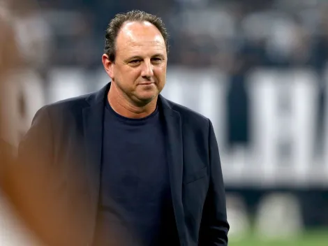 Rogério Ceni destaca atuação de atacante em goleada do Bahia