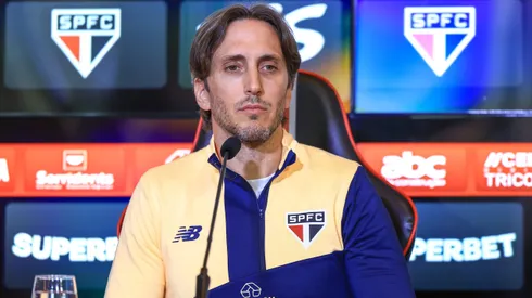 Luis Zubeldia e apresentado como novo tecnico do Sao Paulo.