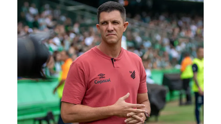 Barbieri durante confronto contra o Coritiba no Campeonato Paranaense 2025.