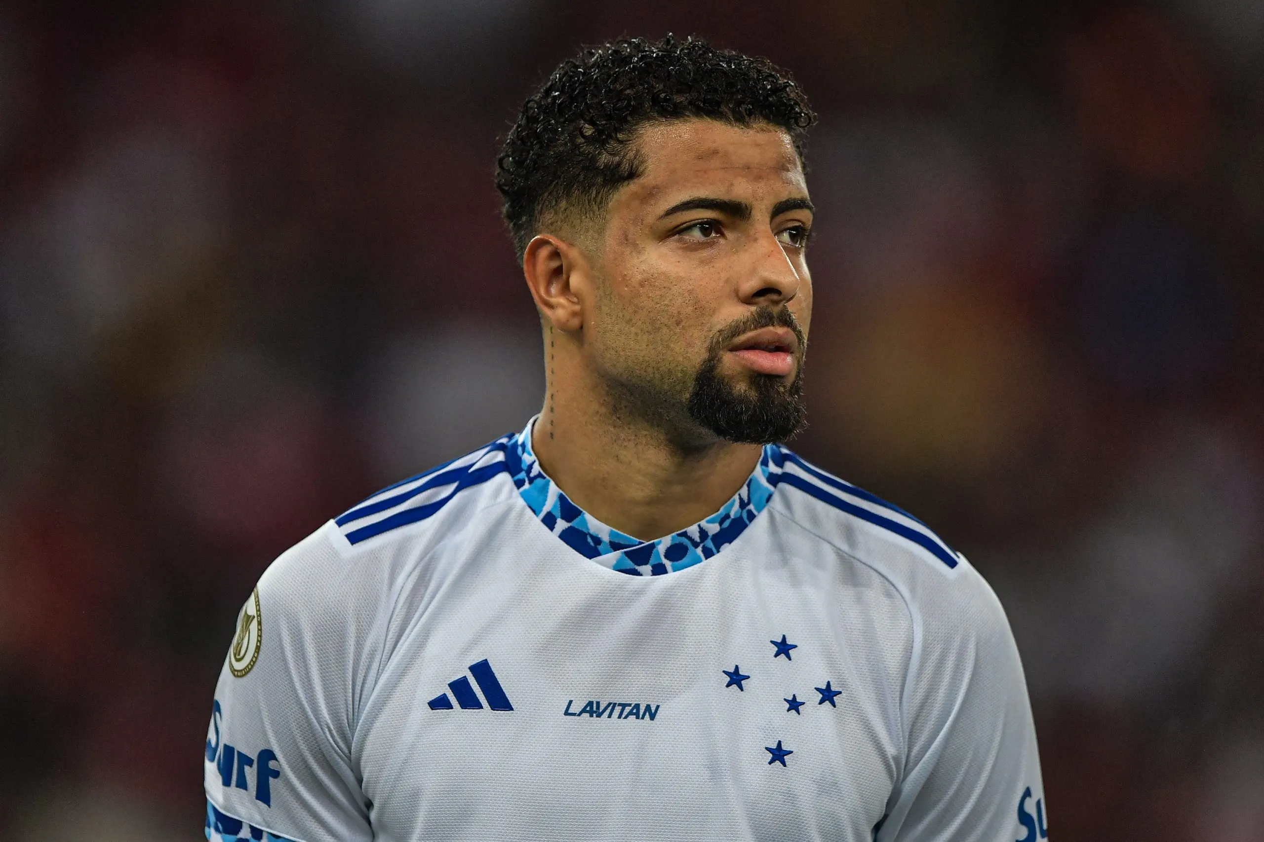 João Marcelo, zagueiro do Cruzeiro. Foto: Thiago Ribeiro/AGIF