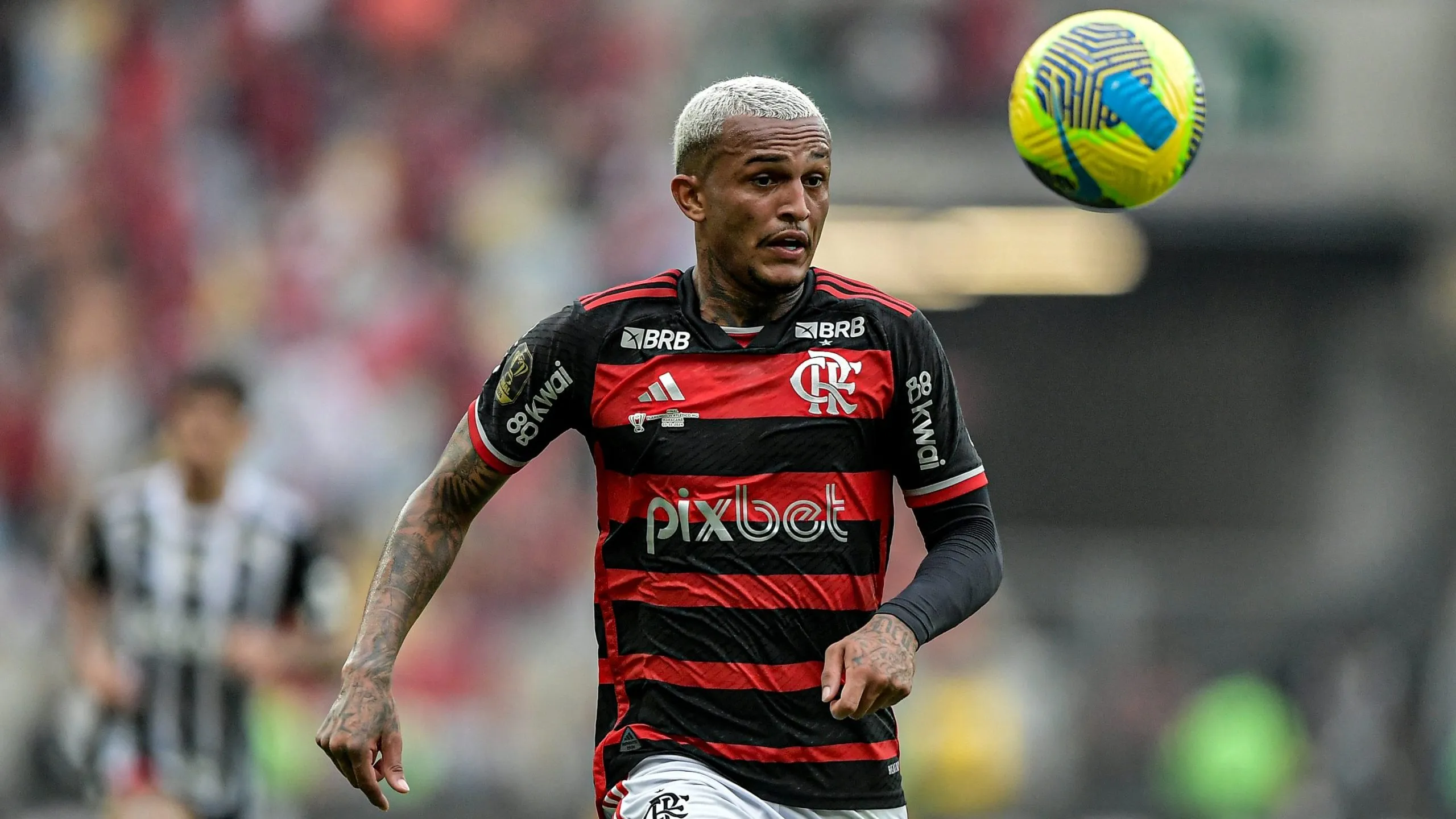 Wesley pode sair do Flamengo – Foto: Thiago Ribeiro/AGIF.
