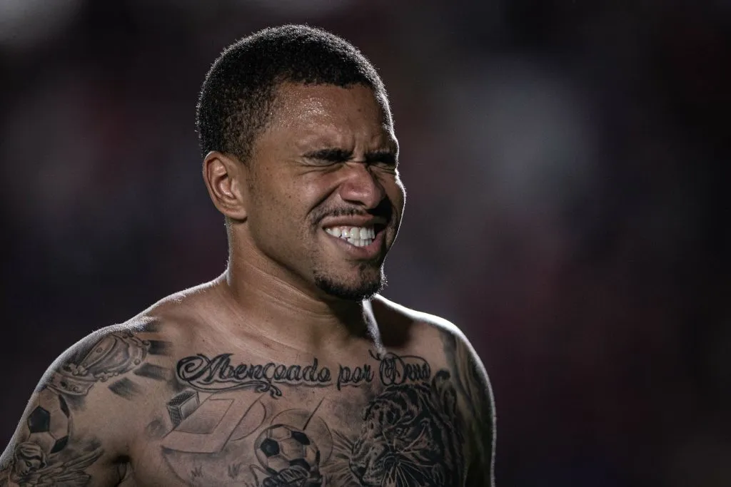 Lucas Esteves jogador do Atletico-GO durante partida contra o Guarani no estadio Antonio Accioly pelo campeonato Brasileiro B 2023. Foto: Isabela Azine/AGIF