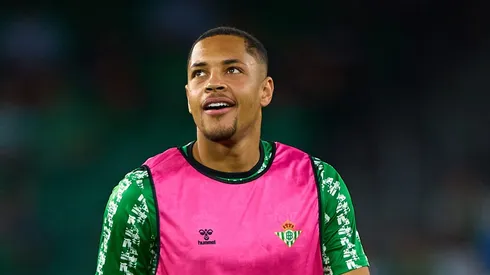 Vitor Roque interessa ao Palmeiras.