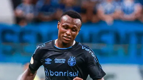 Nathan Fernandes deve deixar o Grêmio.