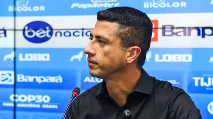 Felipe Albuquerque, executivo do Paysandu, durante coletiva de imprensa. Foto: Jorge Luis Totti/Paysandu