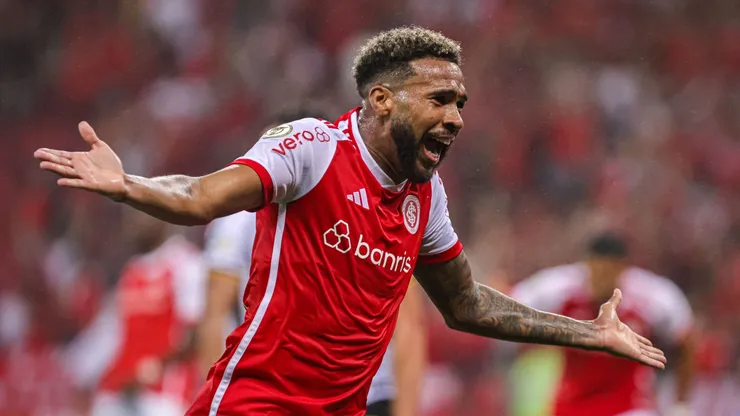 Wesley jogador do Internacional comemora seu gol durante partida contra o Criciuma no estadio Beira-Rio pelo campeonato Brasileiro A 2024.