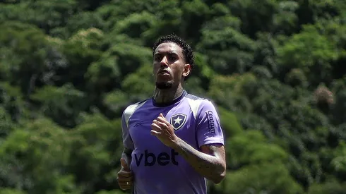 Rwan estreará no final de semana – Foto: Vitor Silva/Botafogo.