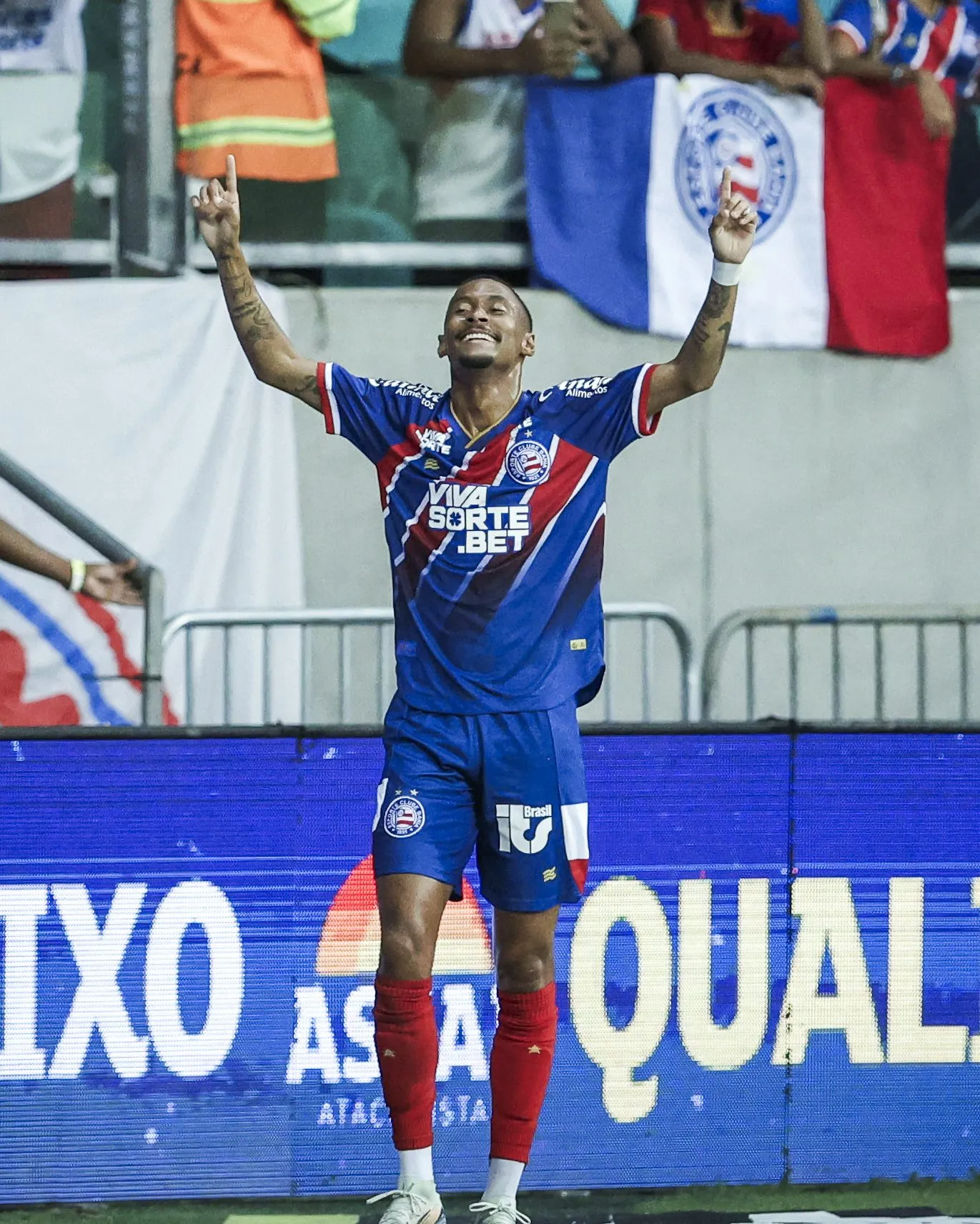 Ademir, atacante do Bahia, comemora gol contra o América-RN (Imagem: Rafael Rodrigues/EC Bahia)