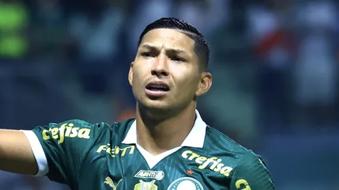 Rony deixou o Palmeiras.