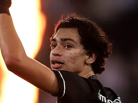 Matheus Nascimento se apresenta em novo clube nos EUA