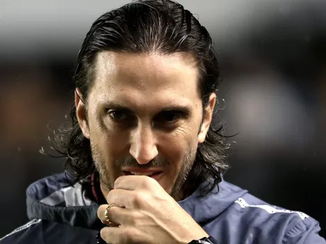 Zubeldía defende jogador do São Paulo após críticas