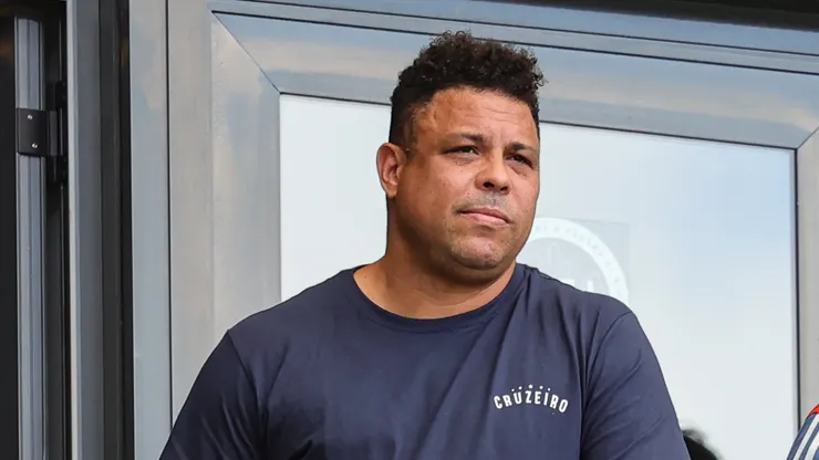 Ronaldo Nazário ex-dono do Cruzeiro durante partida contra o Atlético-MG no estádio Mineirão pelo campeonato Mineiro 2024. Foto: Gilson Lobo/AGIF