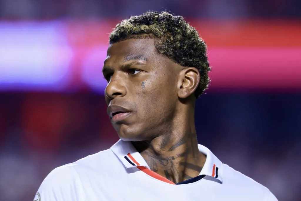 Arboleda jogador do Sao Paulo durante partida contra o Botafogo no estadio Morumbi pelo campeonato Brasileiro A 2024. Foto: Marcello Zambrana/AGIF