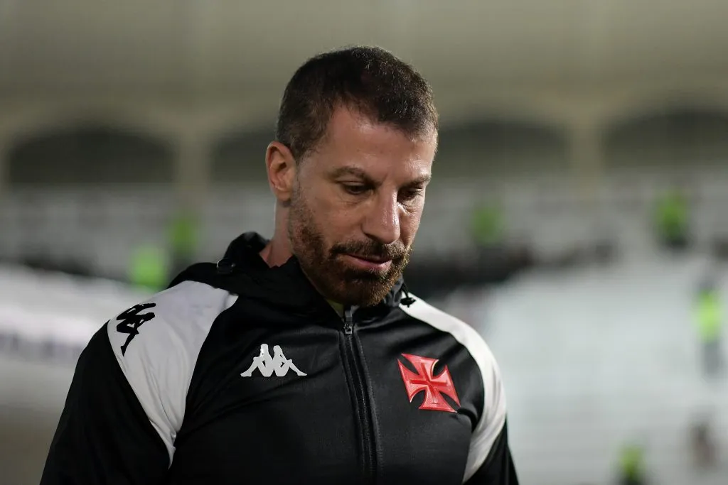 RJ – RIO DE JANEIRO – 03/08/2024 – BRASILEIRO A 2024, VASCO X BRAGANTINO – Pedrinho presidente do Vasco durante partida contra o Bragantino no estadio Sao Januario pelo campeonato Brasileiro A 2024. Foto: Thiago Ribeiro/AGIF