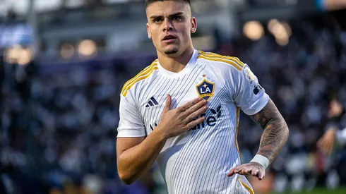 Gabriel Pec atuando no Los Angeles Galaxy
