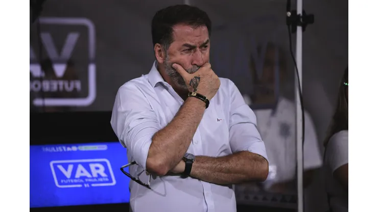 Augusto Melo durante confronto contra o Palmeiras no Paulistão 2025.
