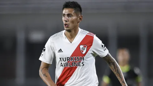 Fabrizio Angileri durante confronto entre River Plate e Rosario Central na Copa da Argentina de 2021.