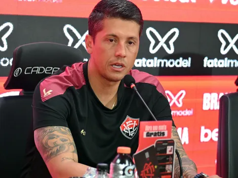 Torcida do Vitória detona Carpini após fiasco na Sul-Americana