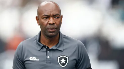 Botafogo divulga lista de relacionados com novidades contra o Boavista