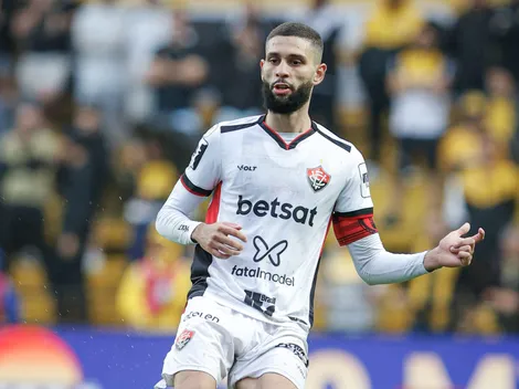 Capitão do Vitória, Wagner Leonardo se explica para torcida por saída para o Grêmio